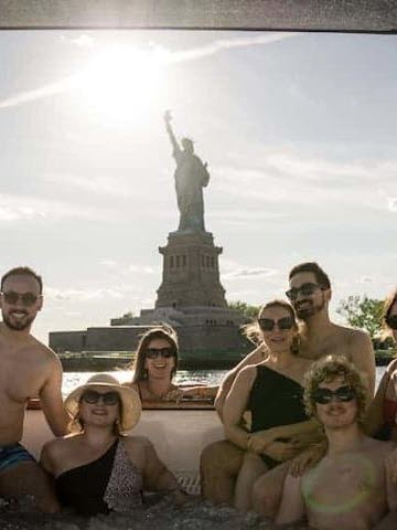 Fun on the NYC Hot Tub Boat