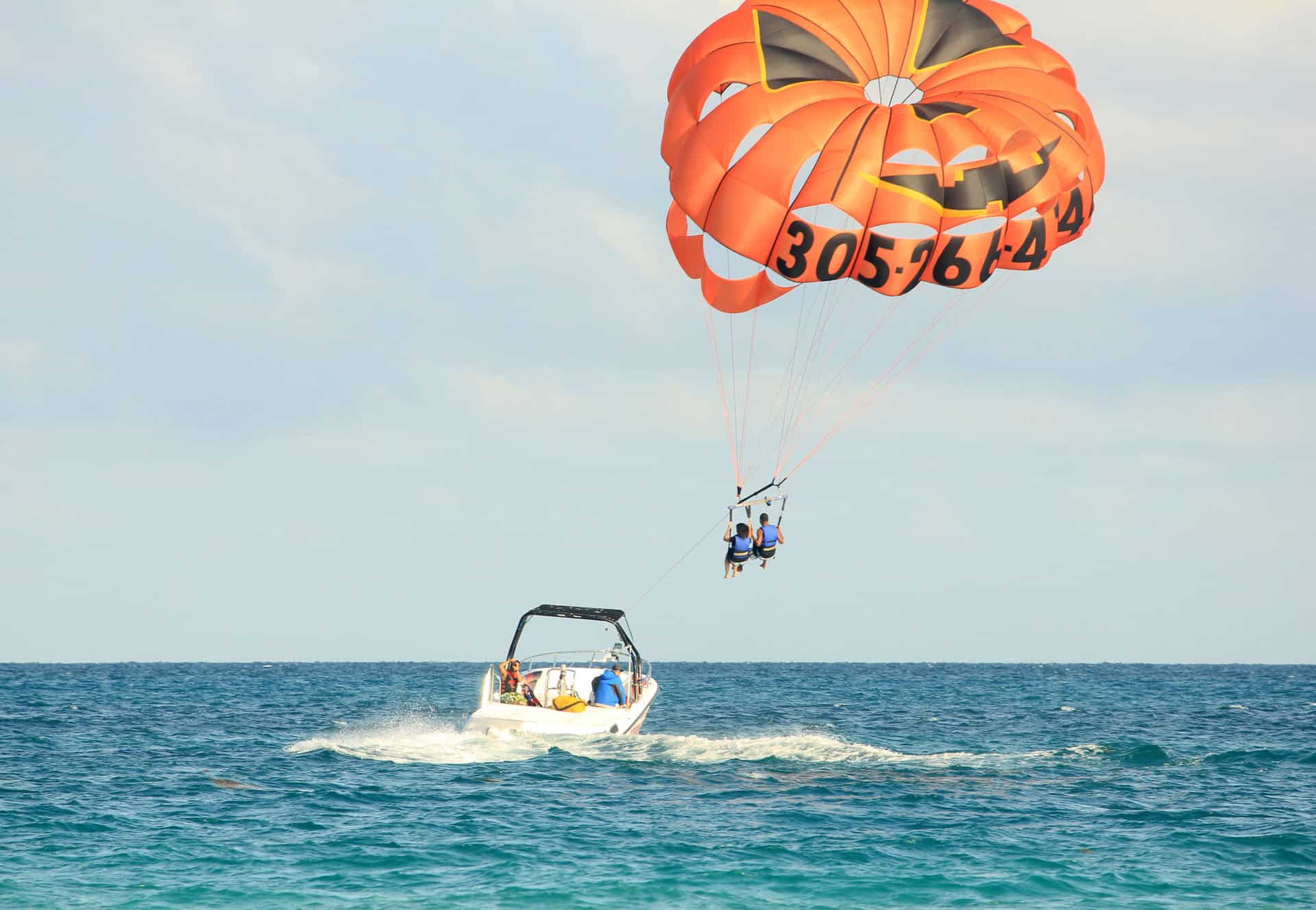 Parasailing in Miami Beach FL